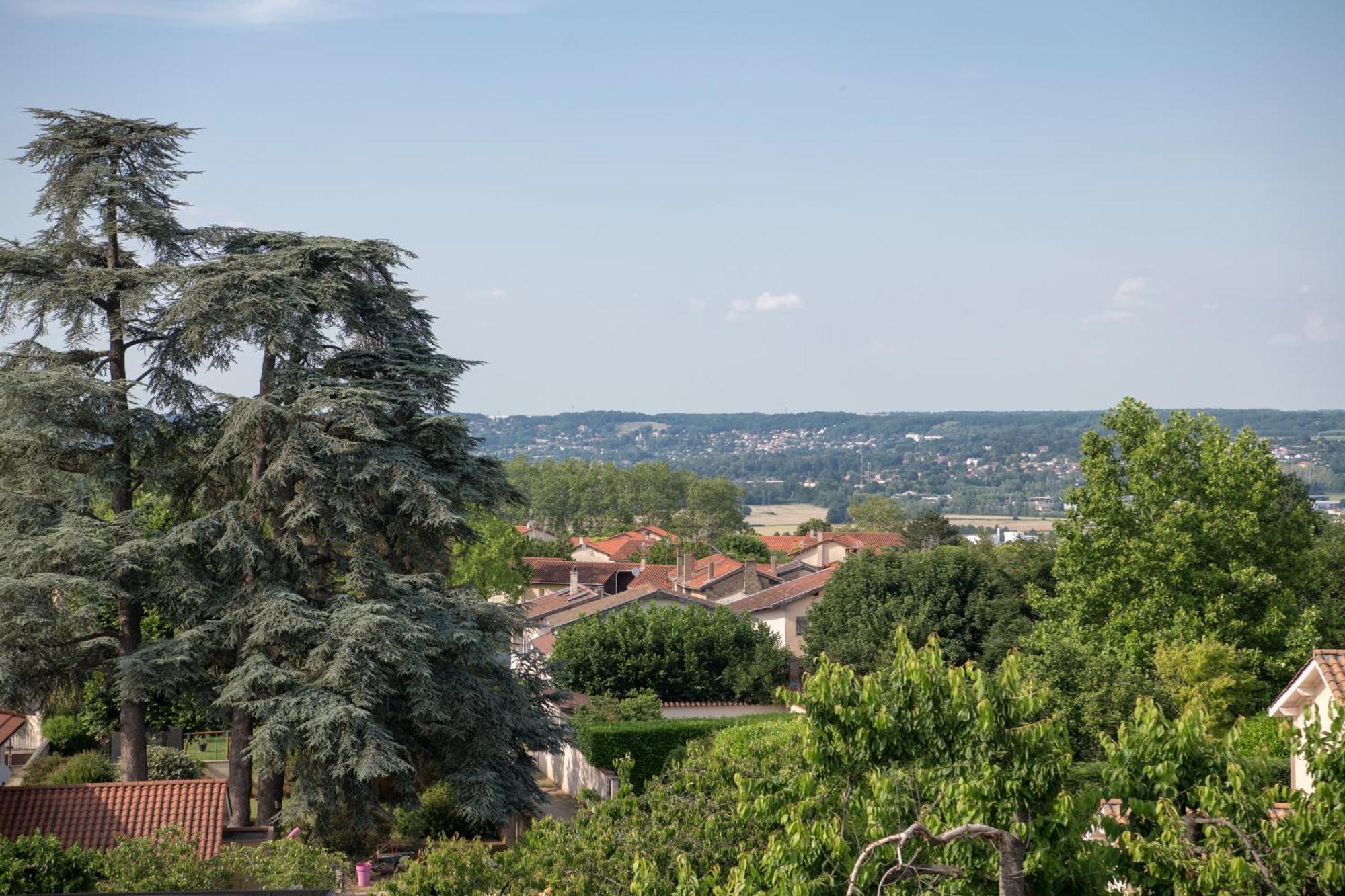 La Maison Des Monts D'Or Saint-Germain-au-Mont-dʼOr 外观 照片