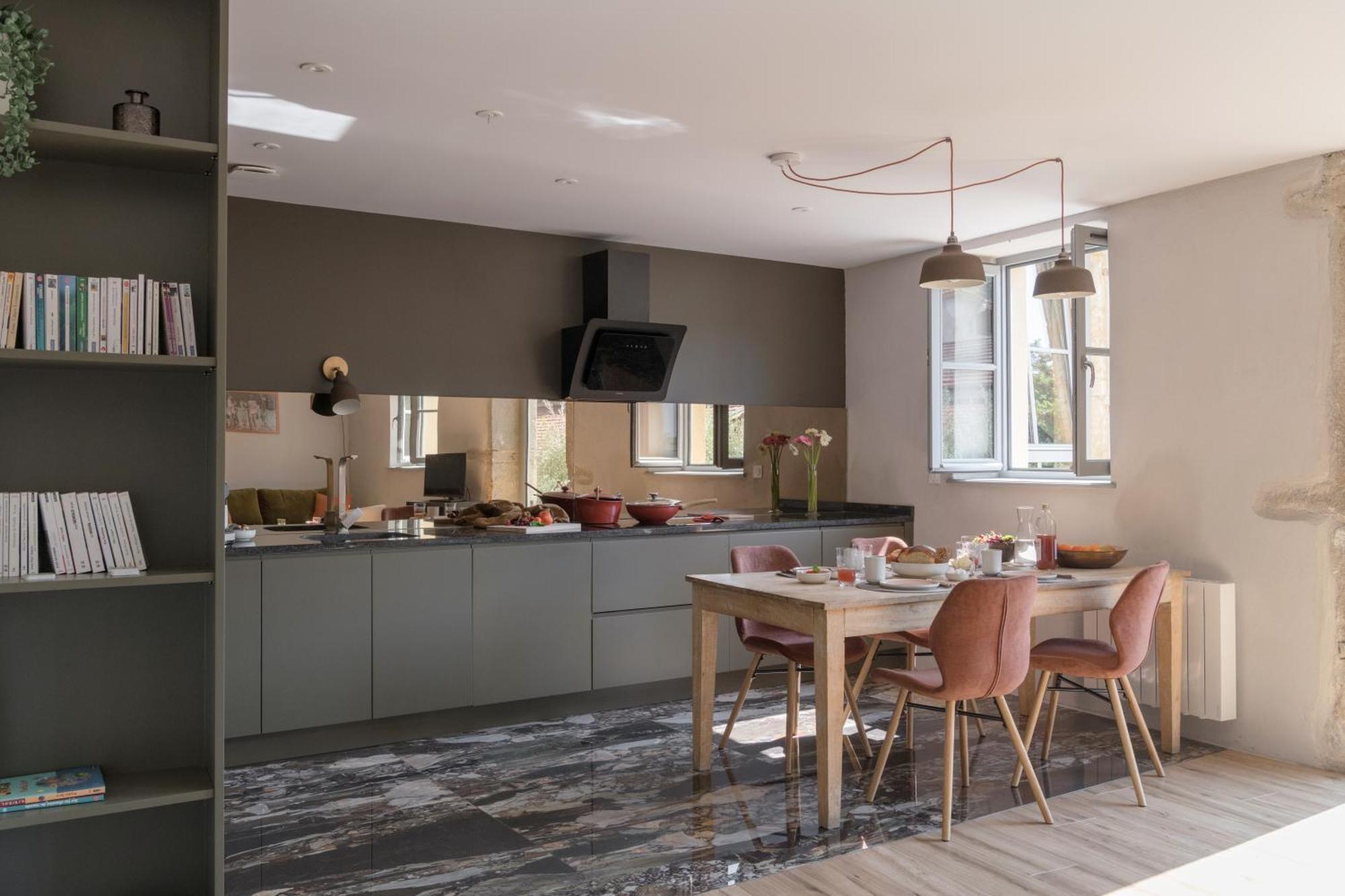 La Maison Des Monts D'Or Saint-Germain-au-Mont-dʼOr 外观 照片