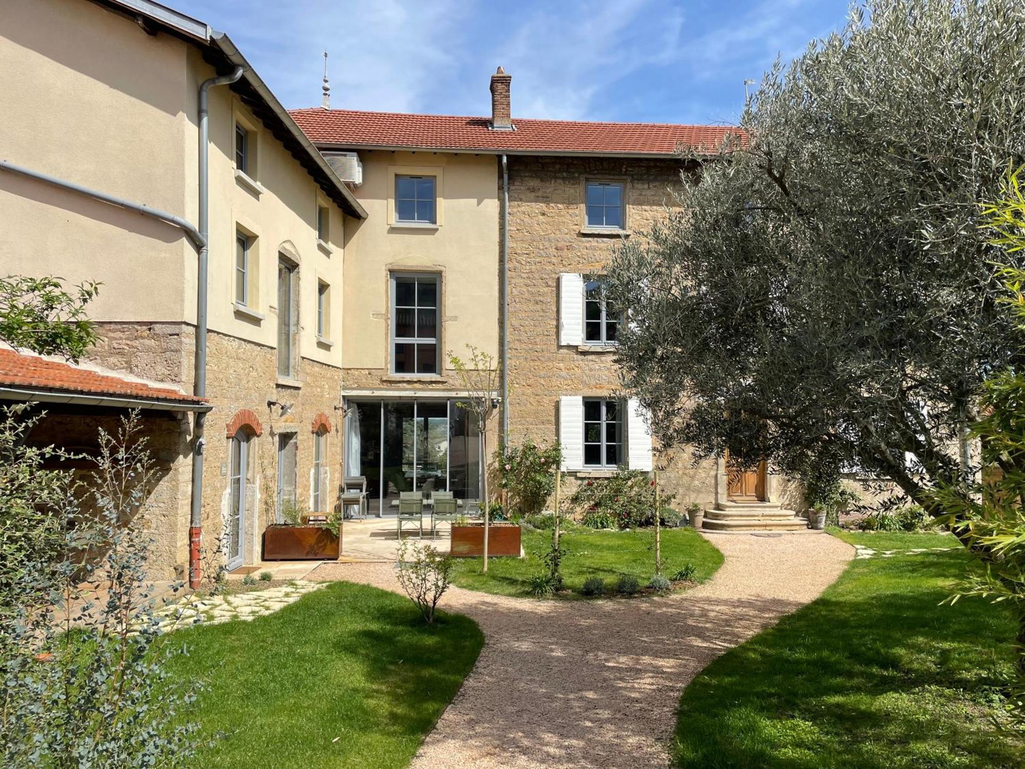La Maison Des Monts D'Or Saint-Germain-au-Mont-dʼOr 外观 照片